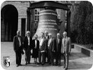 Gruppe ehemaliger Zwangsarbeiter 1994 beim Besuch in Bochum